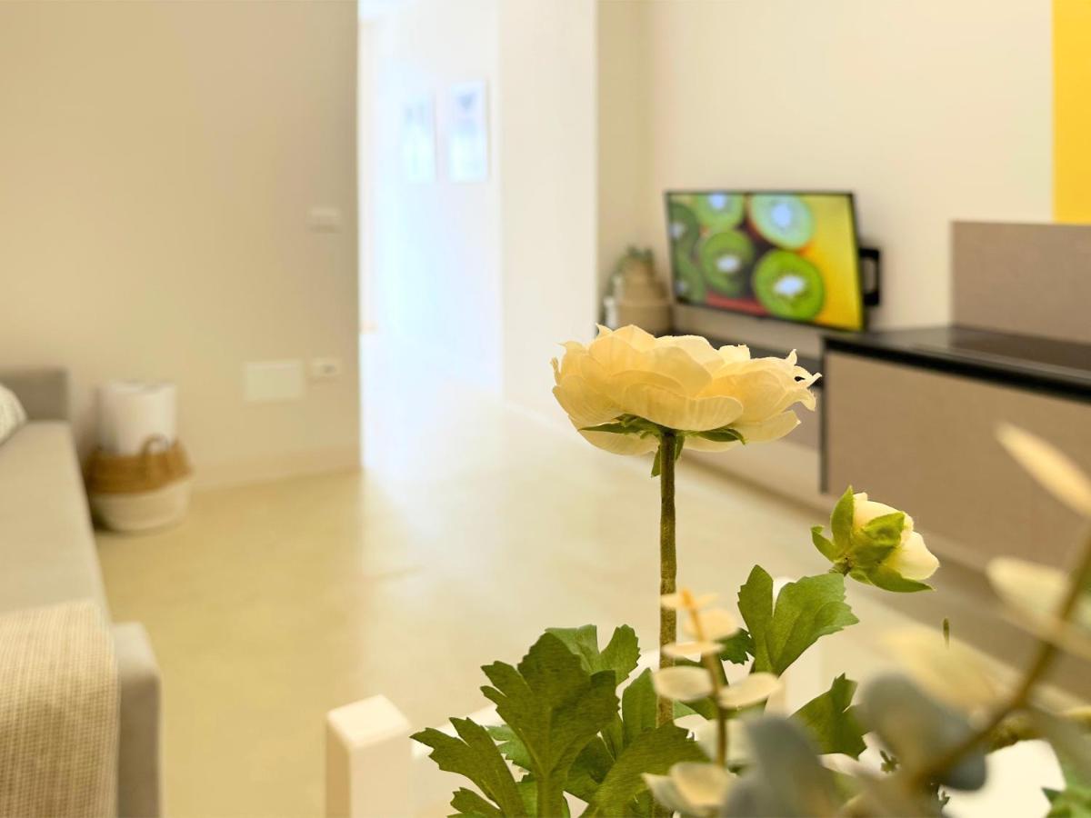 13 Eur For Monthly Stay - Home By The Sea - Hbs Golem  Exterior photo