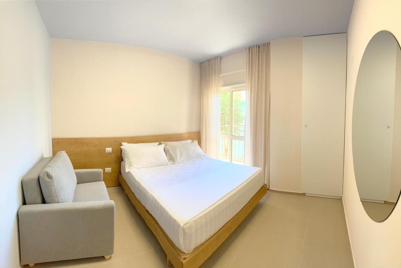 13 Eur For Monthly Stay - Home By The Sea - Hbs Golem  Exterior photo